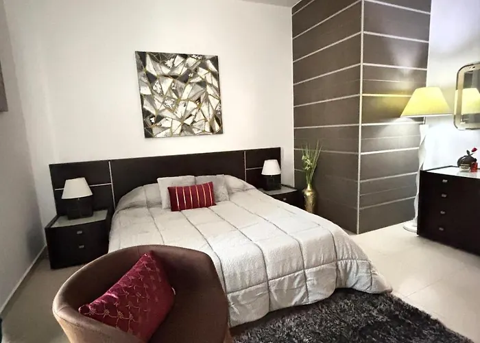 Spacious 1-bedroom Retreat Cafes, Wine Bars & Old Town At Your Doorstep Naxxar