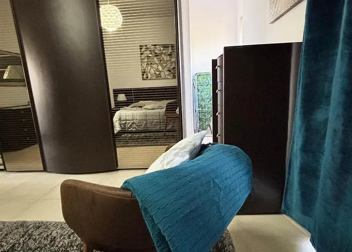 Spacious 1-bedroom Retreat Cafes, Wine Bars & Old Town At Your Doorstep * Naxxar