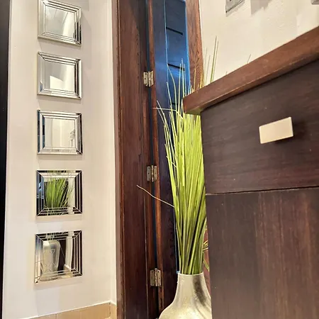 Spacious 1-bedroom Retreat Cafes, Wine Bars & Old Town At Your Doorstep Naxxar