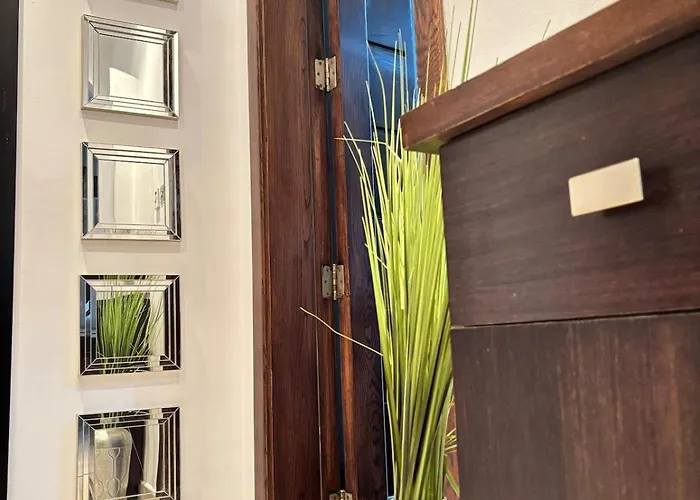 Spacious 1-bedroom Retreat Cafes, Wine Bars & Old Town At Your Doorstep Naxxar